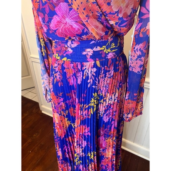 Sienna Blue Floral Pleated Maxi Dress Long Sleeve V-Neck Shimmer NWT chiffon 6 - Picture 4 of 12